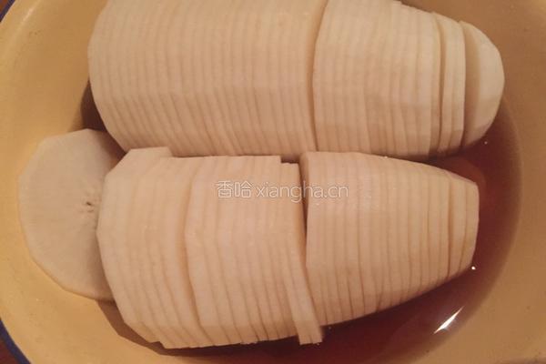凉菜—醋萝卜的做法图解1
