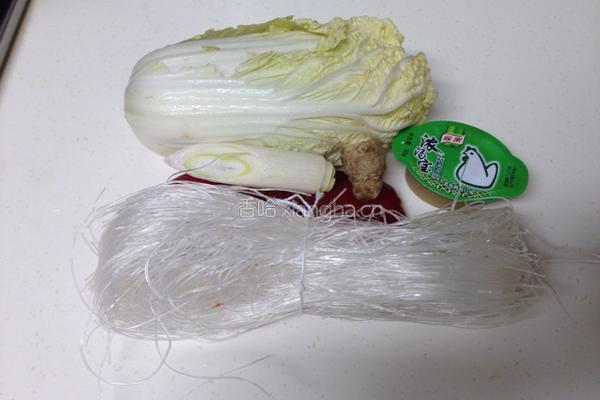 娃娃菜粉丝汤的做法图解1