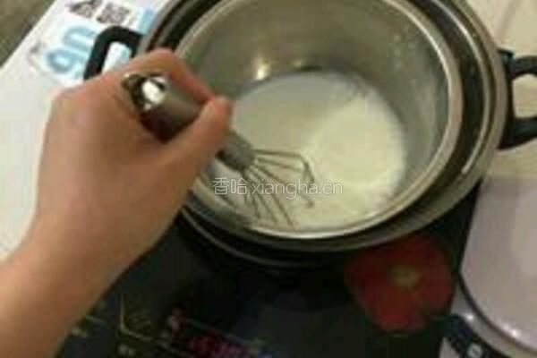 原味慕斯蛋糕的做法图解3