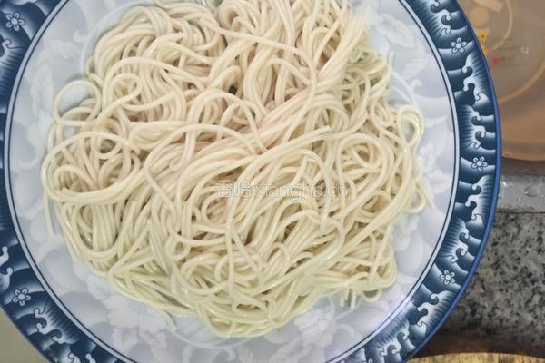 炸酱面的做法图解10