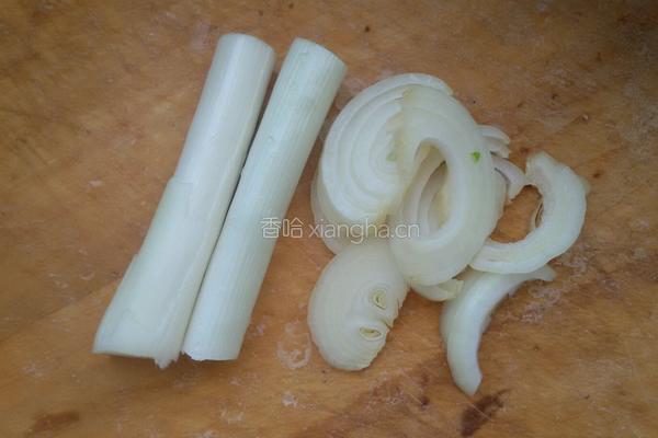 洋葱门丁肉饼的做法图解1