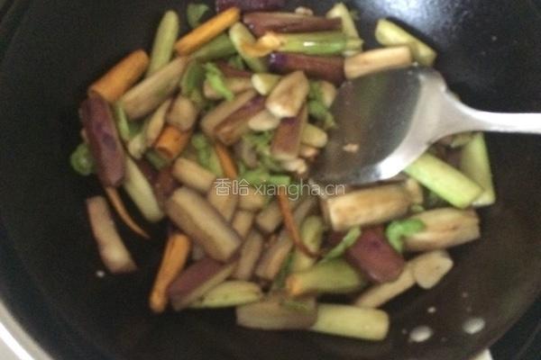 茄子芋头花 蒸菜的做法图解3