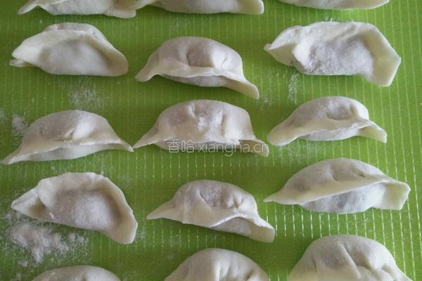 黄瓜肉饺子的做法图解10
