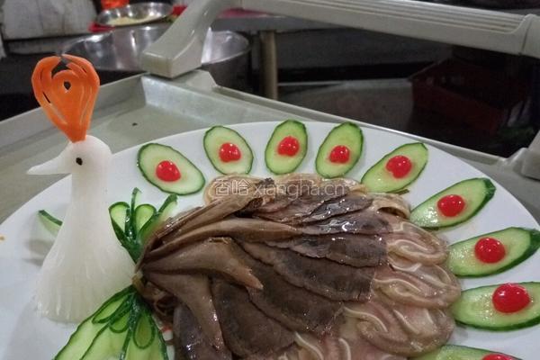 孔雀开屏