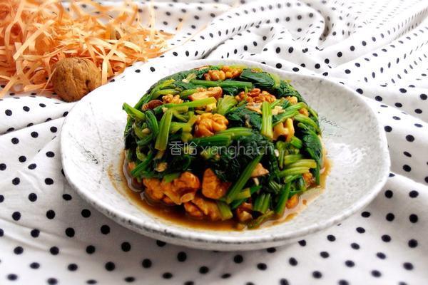 核桃仁拌菠菜的做法图解16