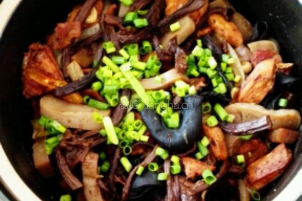 茶树菇魔芋鸡肉煲的做法图解8