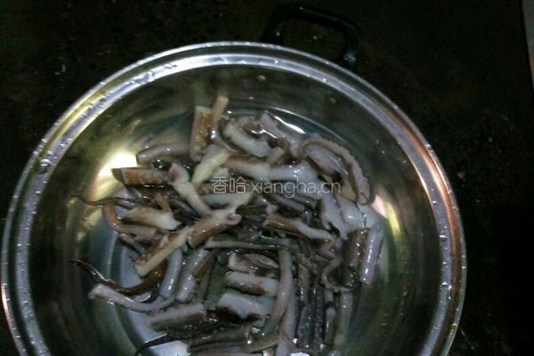香辣鱿鱼须的做法图解1