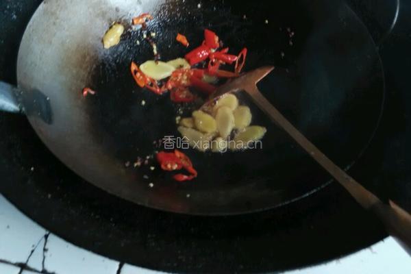 煮鱼的做法图解2