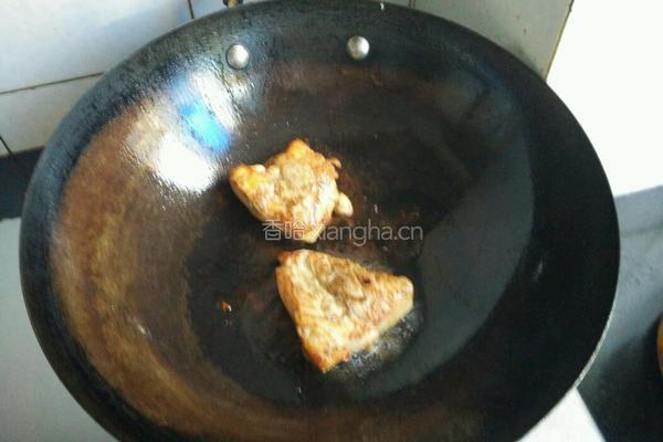 香煎鸡胸肉来喽的做法图解3