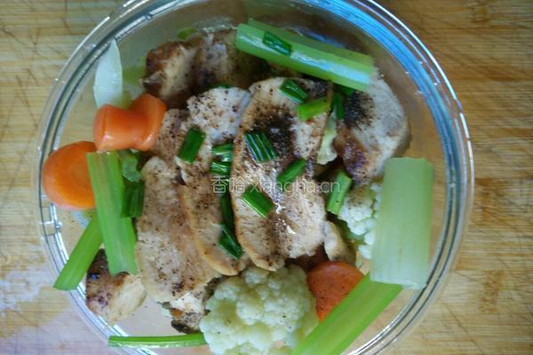香煎鸡胸肉来喽的做法图解4