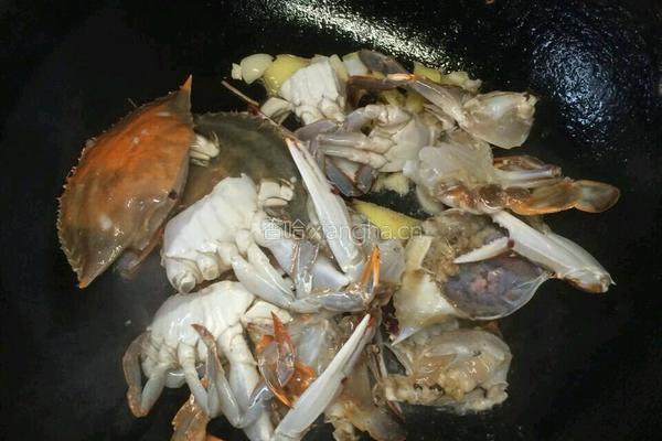 青蟹豆腐汤的做法图解4
