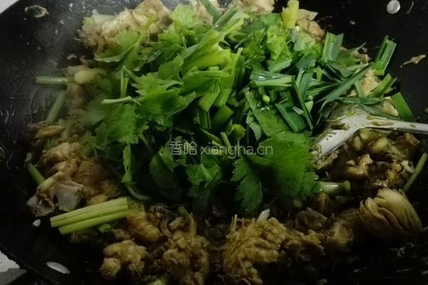 芹菜炒鸡肉的做法图解11