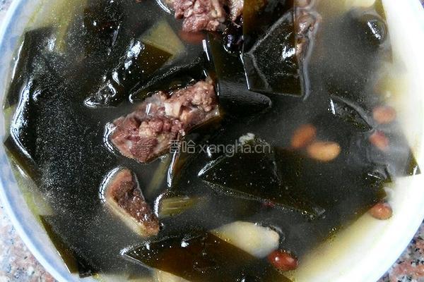 海带黑豆骨头汤的做法图解8