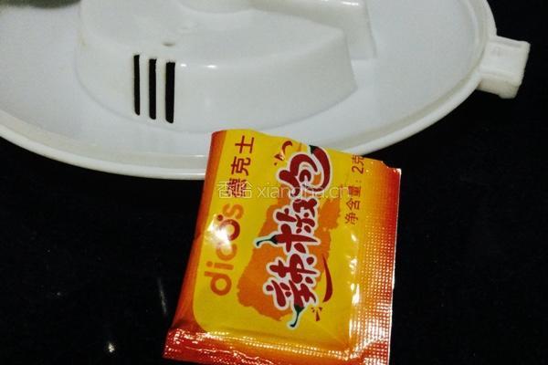 微波炉烤薯片的做法图解2