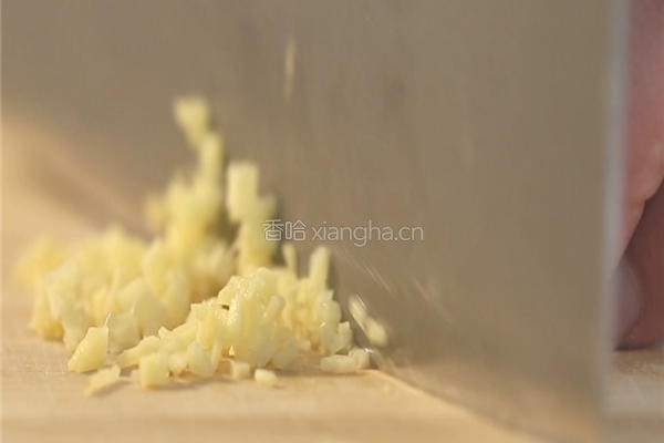 肉末酸豆角的做法图解1