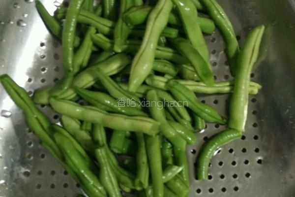 豆瓣四季豆的做法图解1