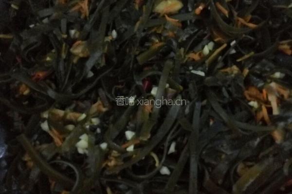 凉拌三味海带丝的做法图解5