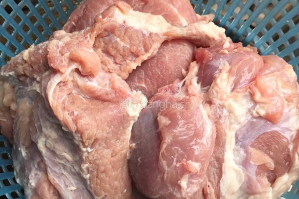 孜然瘦肉的做法图解1