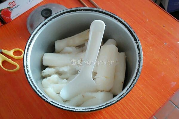 山药饼的做法图解1