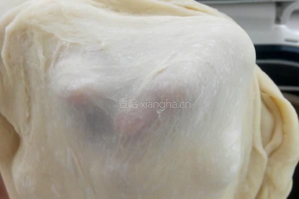 毛毛虫豆沙面包的做法图解3
