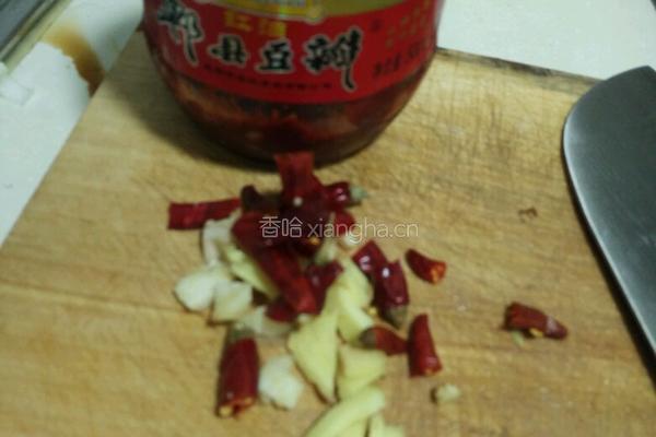 美丽姐之白菜肉丝，超入味的喔。的做法图解2