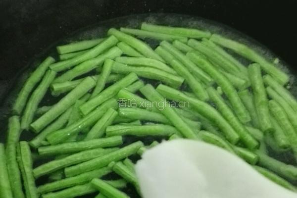 凉拌豆角的做法图解5