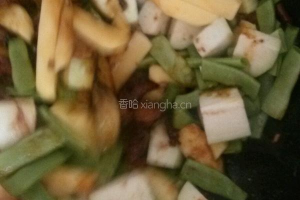 茄子土豆芸豆乱炖！的做法图解6