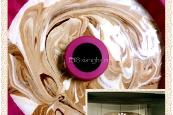 萨瓦林大理石纹戚风的做法图解9