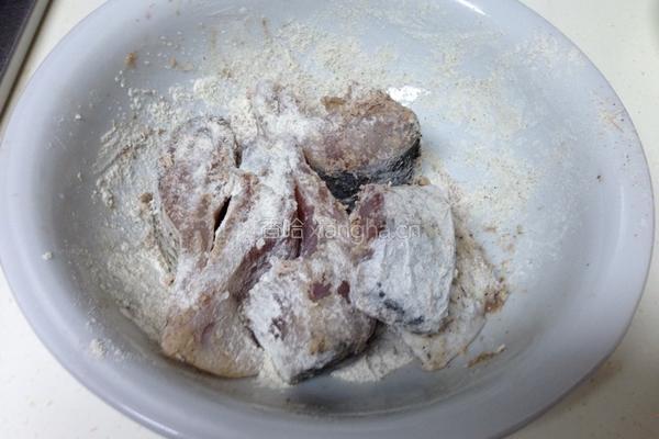 香酥鱼块的做法图解3