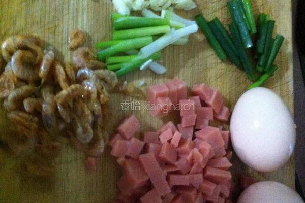 鸡蛋炒面的做法图解3