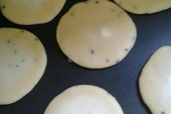 奶香鸡蛋饼的做法图解3