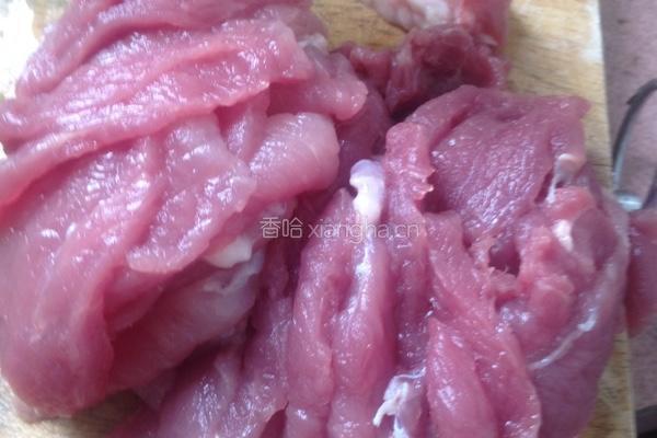 磨菇瘦肉汤的做法图解2