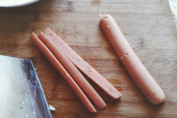 金枪鱼紫菜包饭的做法图解4