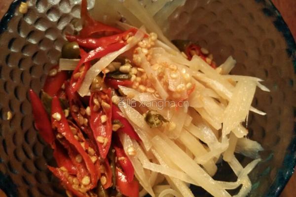 美丽姐之泡椒肉丝的做法图解1