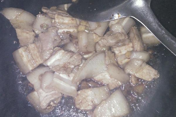 菱角小炒肉的做法图解2