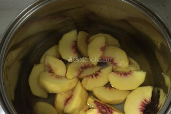 黄桃罐头的做法图解4