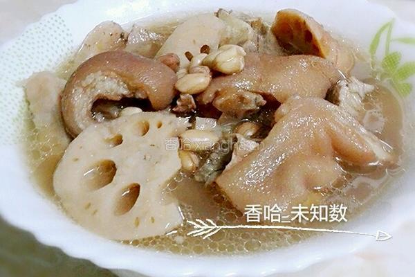 莲藕煲猪脚的做法图解9