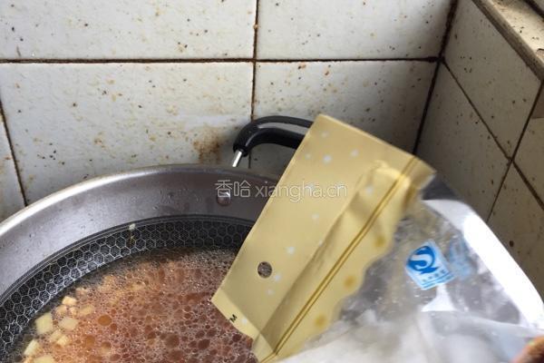 土豆鸡肉焖饭的做法图解5