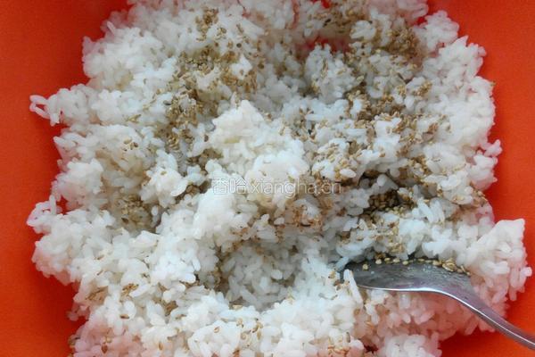 韩式紫菜包饭的做法图解2