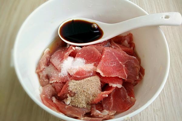 爆炒羊肉的做法图解1