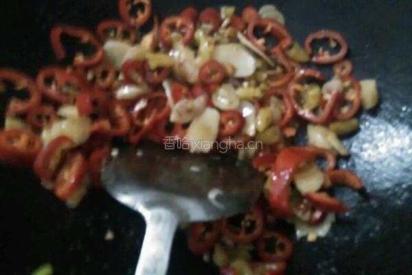 泡椒牛肉的做法图解4