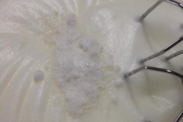 红丝绒杯子蛋糕的做法图解6