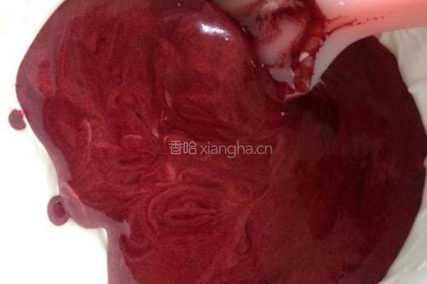 红丝绒杯子蛋糕的做法图解9