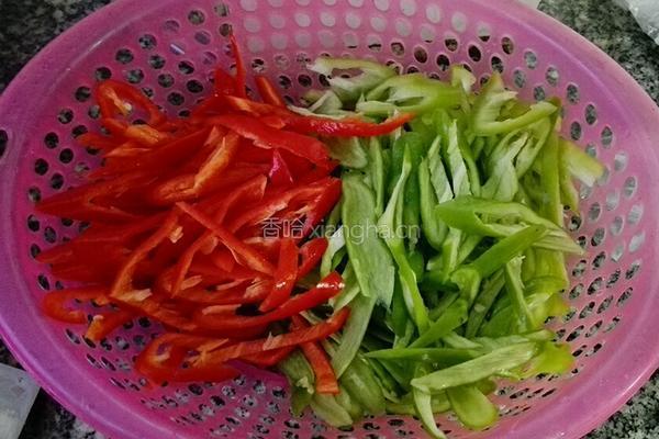 双椒炒大肠的做法图解9