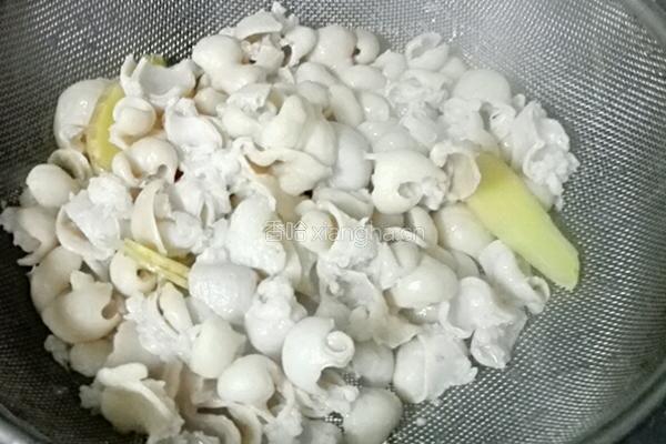 双椒炒大肠的做法图解14