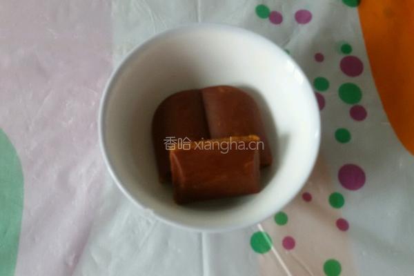 番茄红烩牛肉干的做法图解2