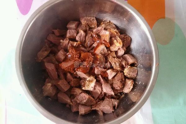 番茄红烩牛肉干的做法图解3