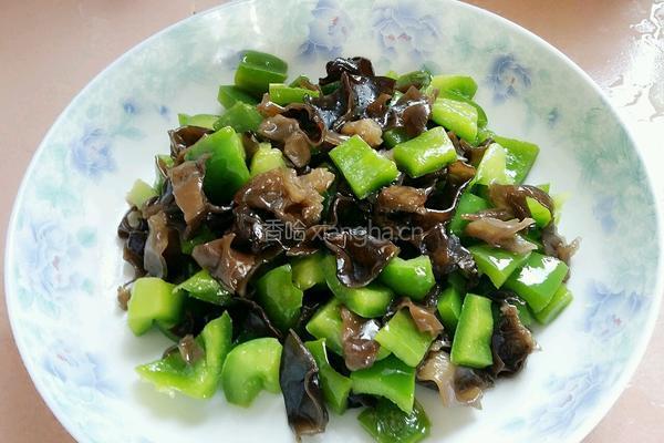 肉未甜椒黑木耳的做法图解8