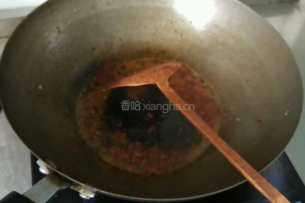 豆瓣酱炒茄子的做法图解2