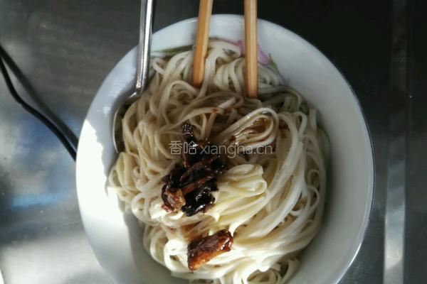 鸡纵油拌面的做法图解4